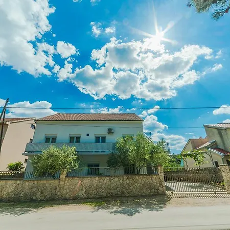 Apartments Brekalo Pakoštane Exteriér fotografie
